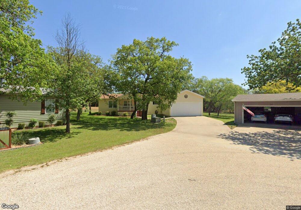 223 Shannon Dr, Fredericksburg, TX 78624 - photo 1