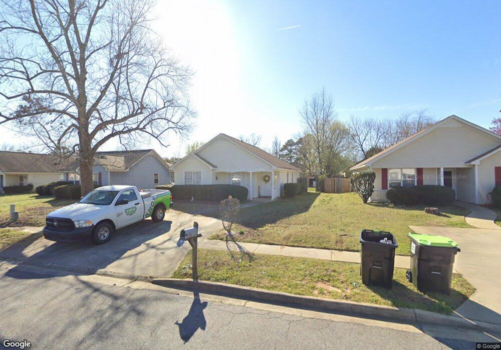 302 Kensington Cir unit 3, Warner Robins, GA 31093 - photo 1