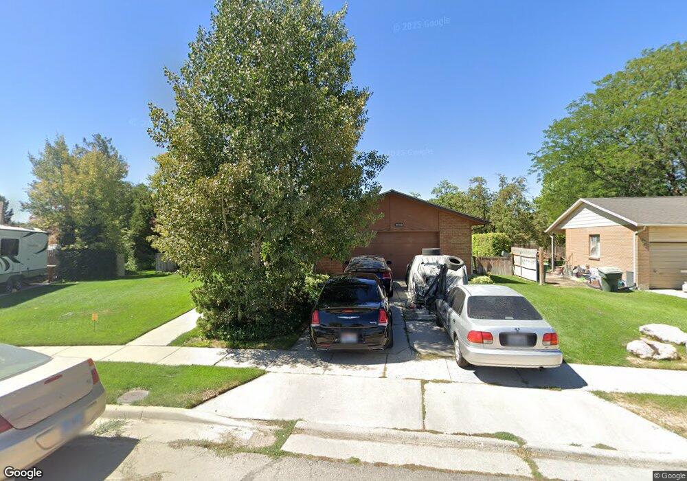 7418 S 3100 W, West Jordan, UT 84084 - photo 1