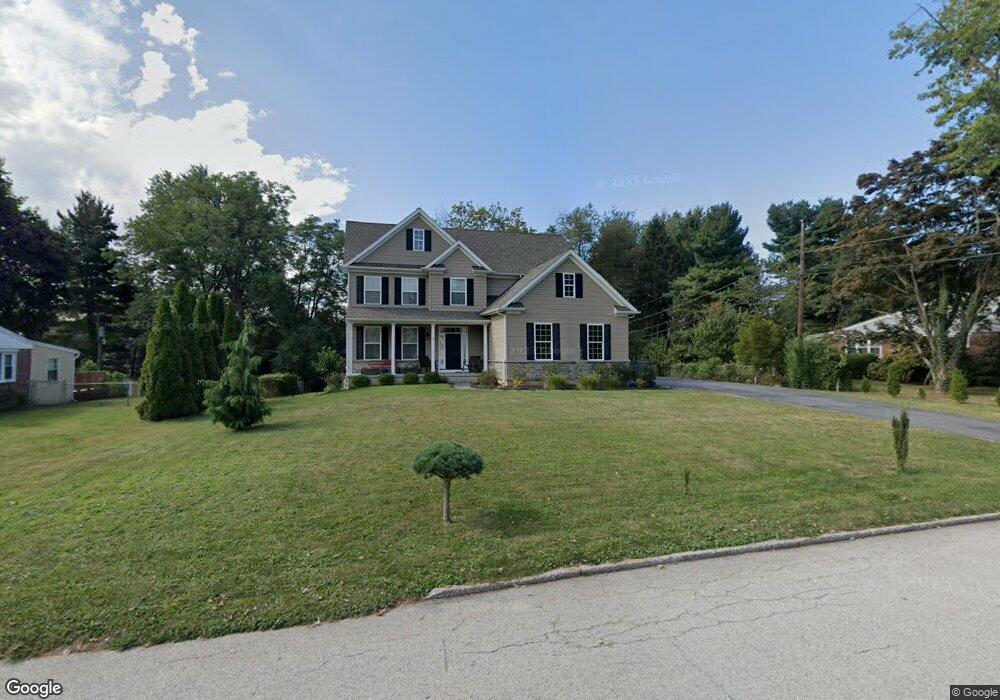 8 E Golf Club Ln, Paoli, PA 19301 - photo 1