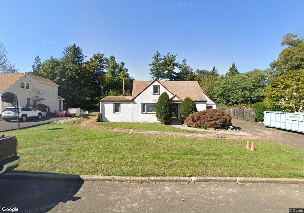 764 Cherry Ln, Southampton, PA 18966 - photo 1