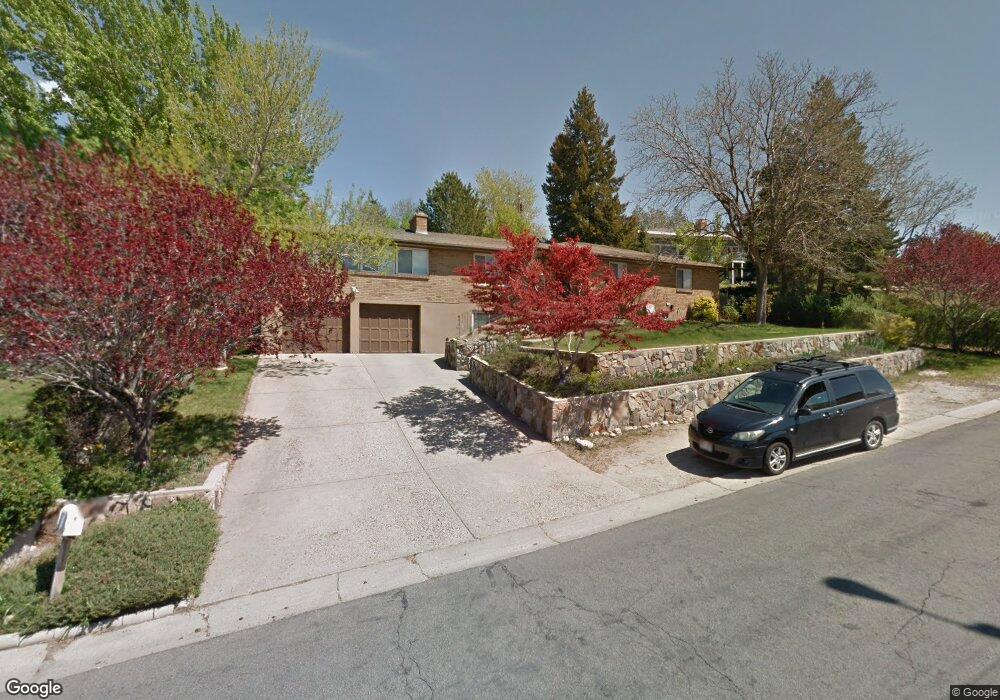 8433 Mesa Dr, Sandy, UT 84093 - photo 1