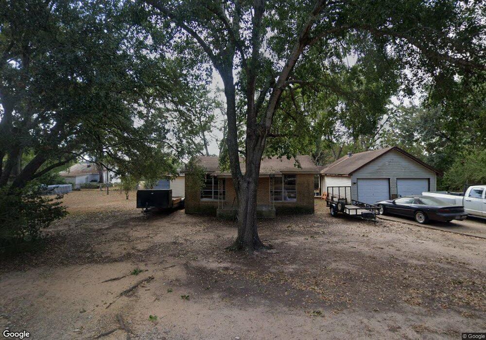 1907 Solomon St, Waller, TX 77484 - photo 1