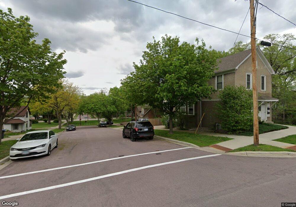 416 E Plum St, Mankato, MN 56001 - photo 1