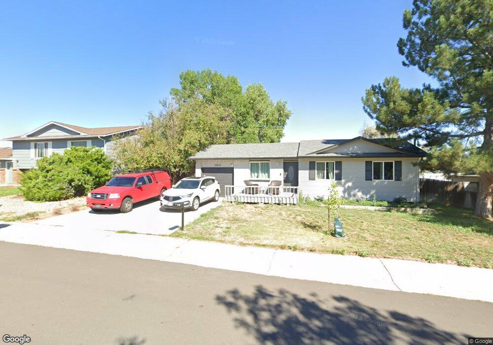 17939 E Kepner Dr, Aurora, CO 80017 - photo 1