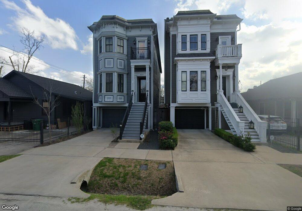 322 E 26th St, Houston, TX 77008 - photo 1