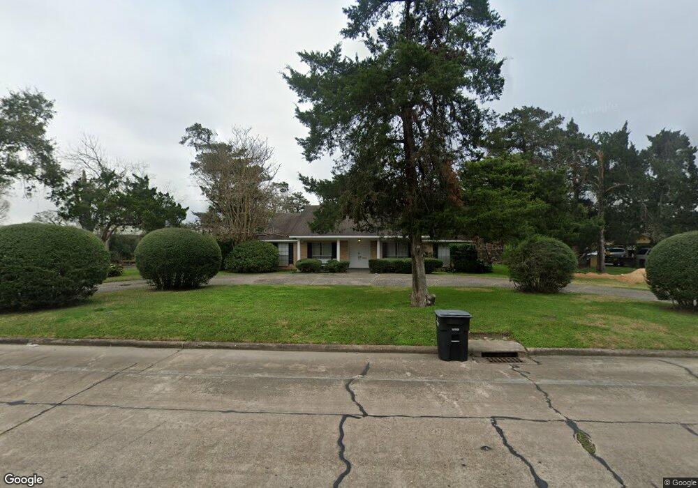 1515 S Hood St, Alvin, TX 77511 - photo 1