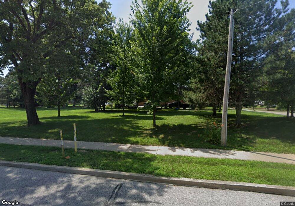 30 1/2 S Forsythe St, Franklin, IN 46131 - photo 1