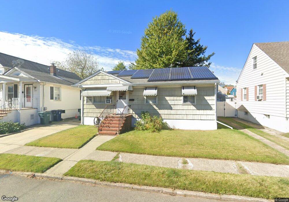 701 Raritan Ave, Perth Amboy, NJ 08861 - photo 1