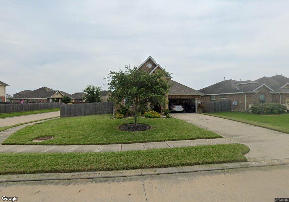 380 Lake Line Dr, Alvin, TX 77511 - photo 1