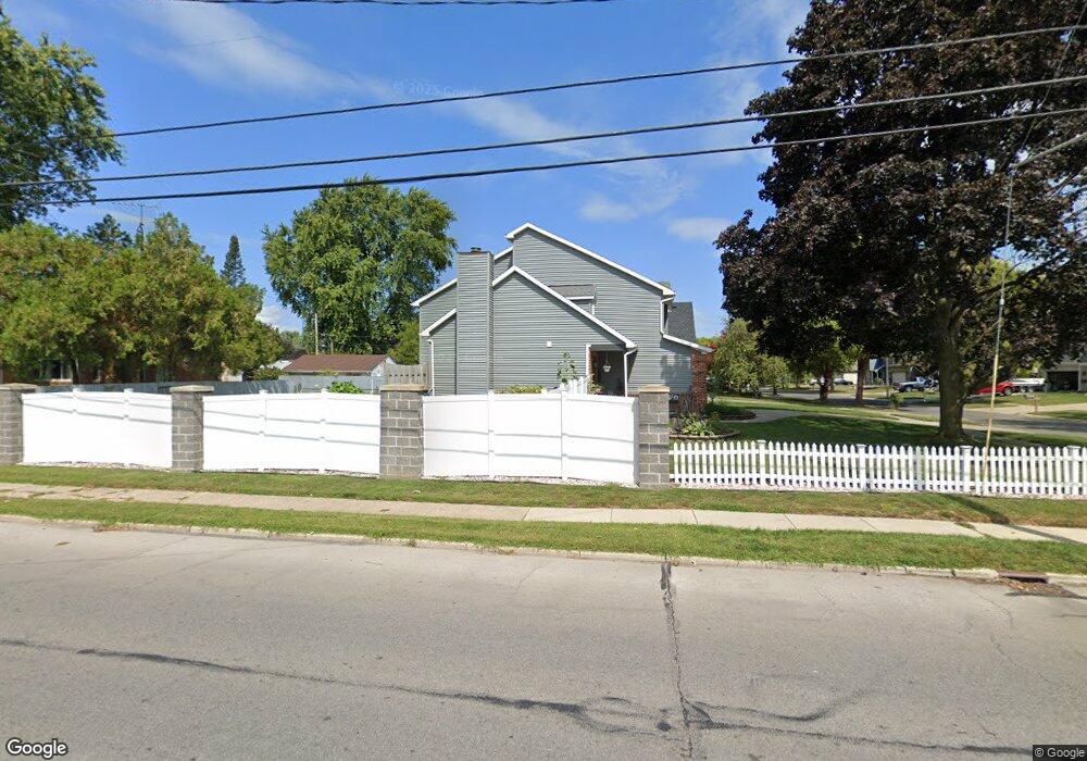 5505 303rd St, Toledo, OH 43611 - photo 1