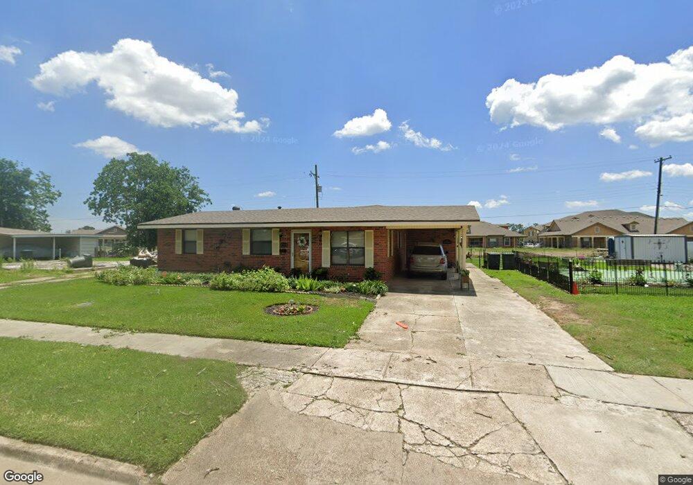 2326 S Roosevelt St, Lake Charles, LA 70607 - photo 1