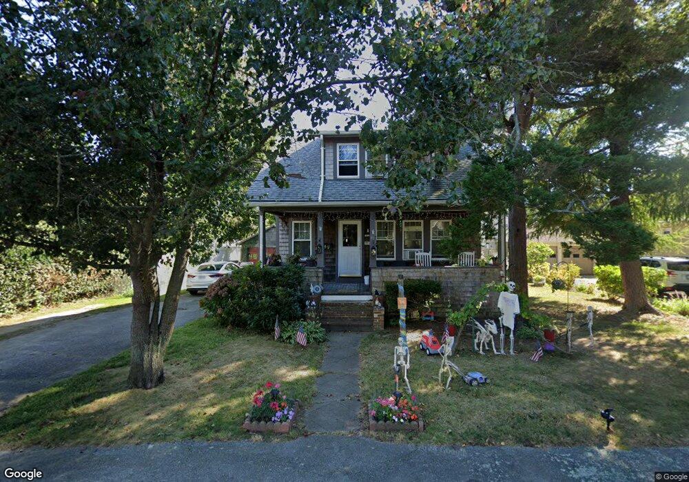 21 Fairview Ave, Falmouth, MA 02540 - photo 1