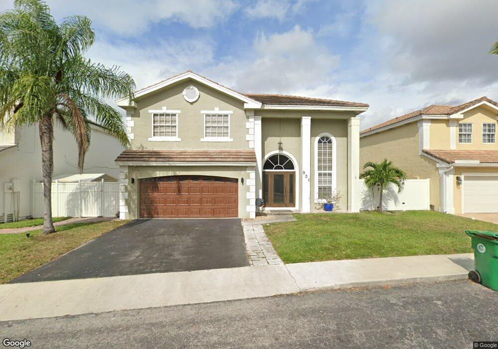 931 Richwood Terrace, Davie, FL 33325 - photo 1