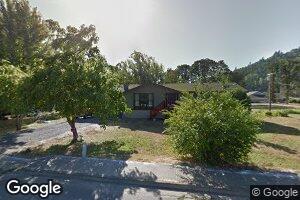 301 S 1st St, Drain, OR 97435