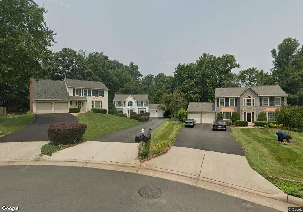 4300 Poplar Forest Ct, Chantilly, VA 20151 - photo 1