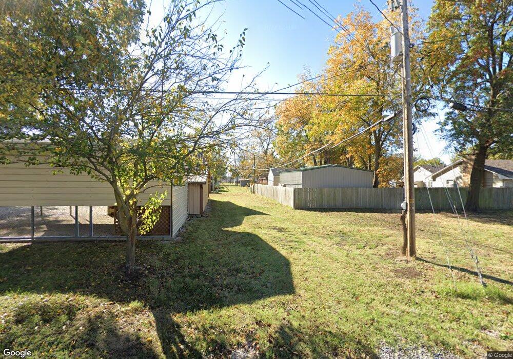 210 E 4th St, Altamont, KS 67330 - photo 1