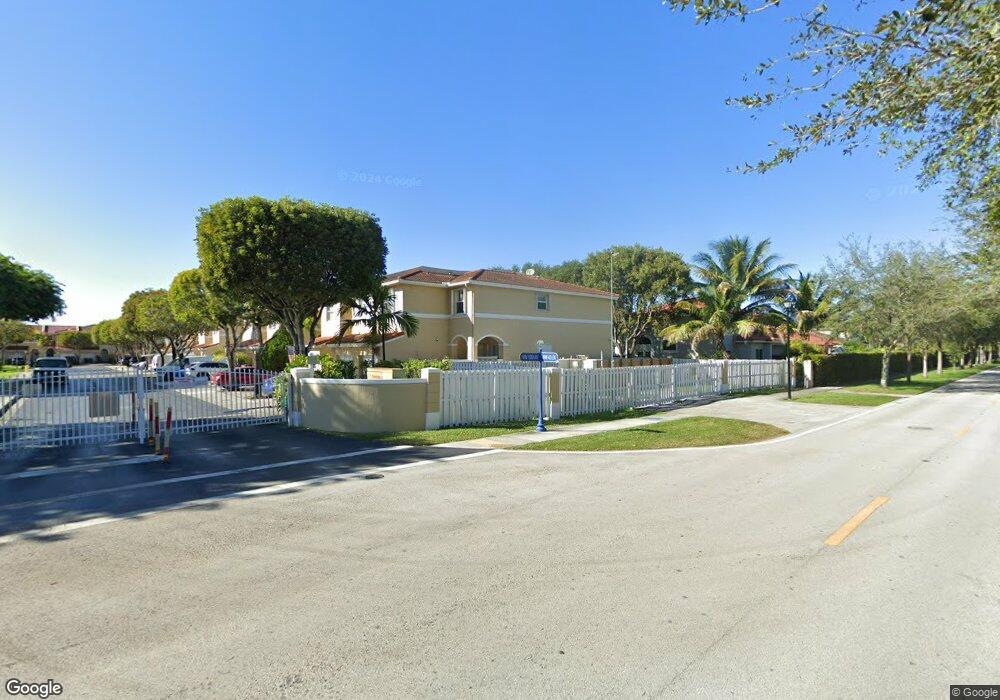 10905 NW 43rd Ln, Doral, FL 33178 - photo 1