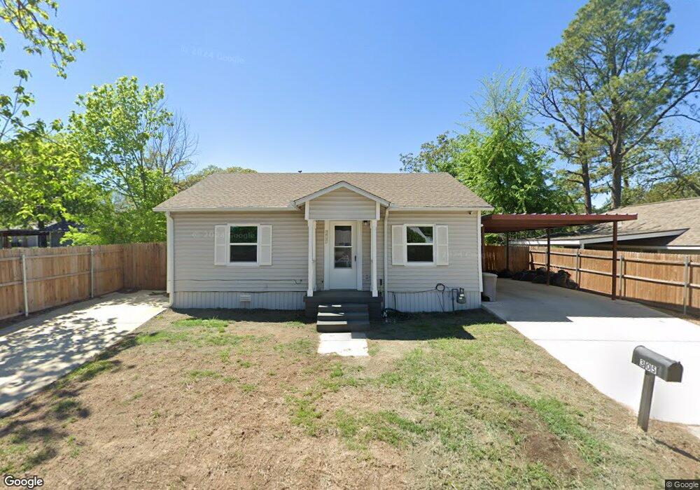 305 Hobson St, Weatherford, TX 76086 - photo 1