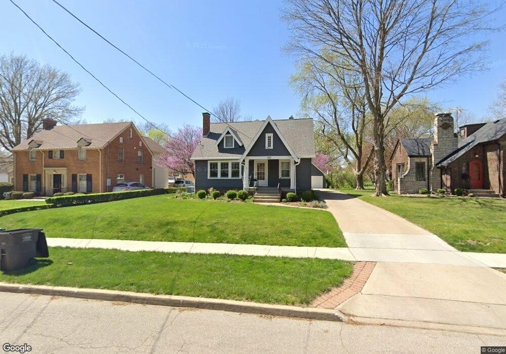 1916 44th St, Des Moines, IA 50310 - photo 1