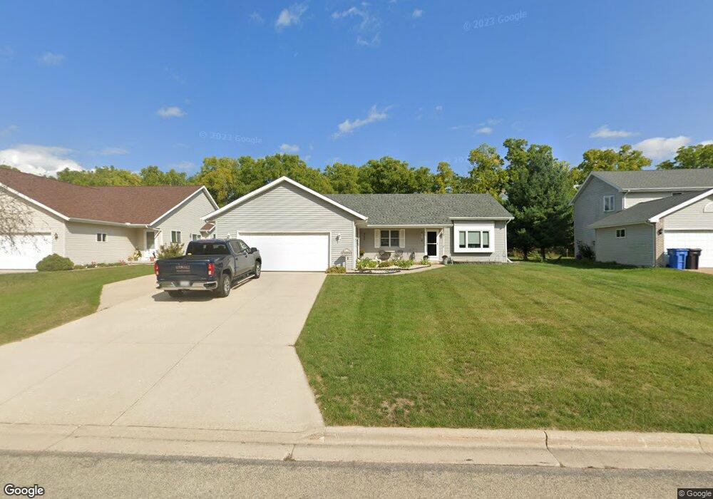 107 Teddy St, Brooklyn, WI 53521 - photo 1