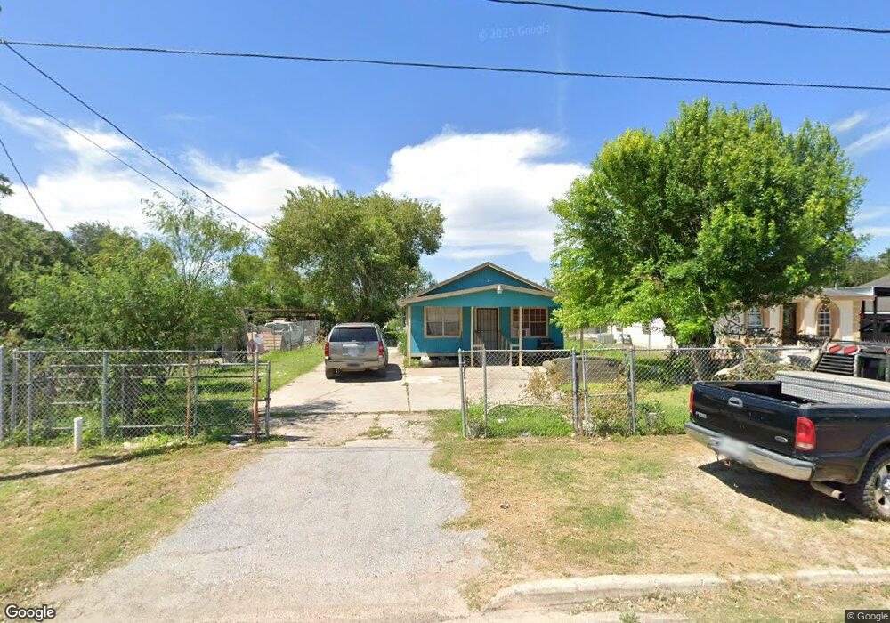 200 San Angelo Dr, Alamo, TX 78516 - photo 1