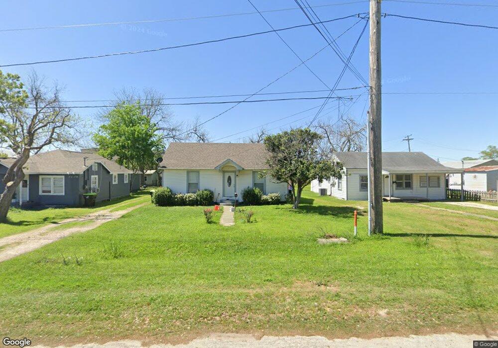 1406 Avenue G, Bay City, TX 77414 - photo 1