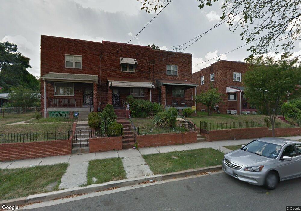 99 54th St SE, Washington, DC 20019 - photo 1