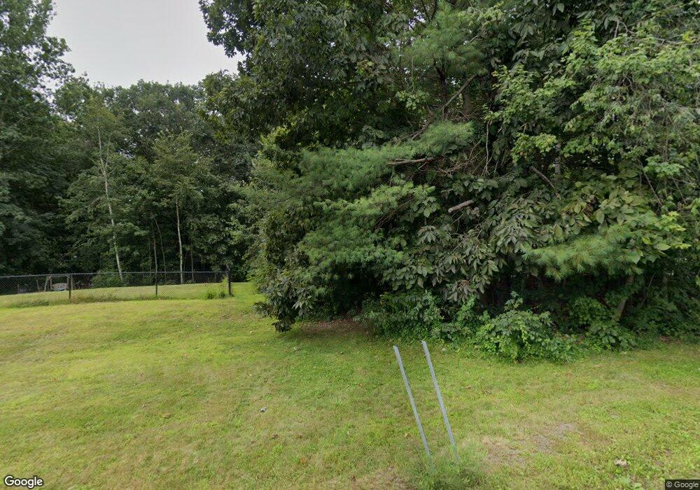 18 Wallace St, Newton, NH 03858 - photo 1