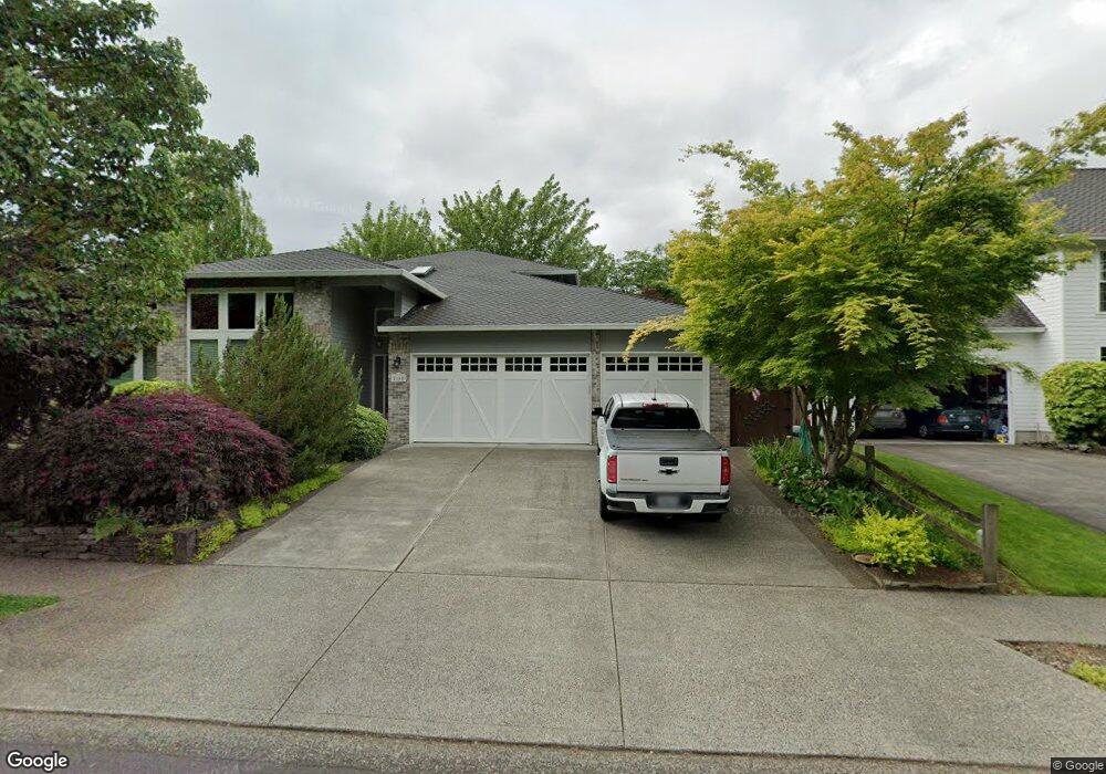 2190 River Heights Cir, West Linn, OR 97068 - photo 1