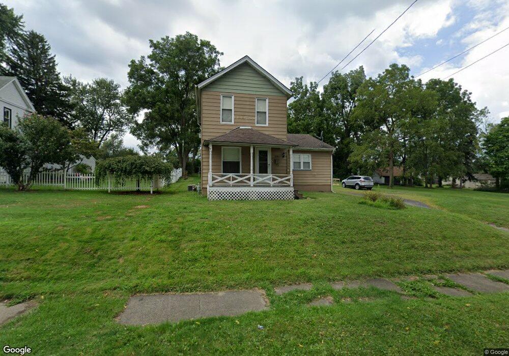 131 Center St, Struthers, OH 44471 - photo 1