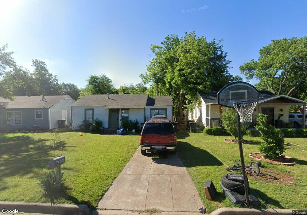 425 Turner St, Cleburne, TX 76033 - photo 1