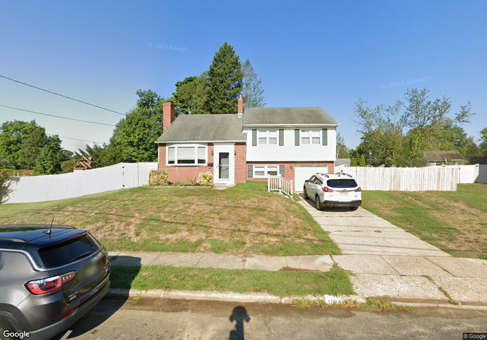 106 Farmdale Rd, Mount Holly, NJ 08060 - photo 1