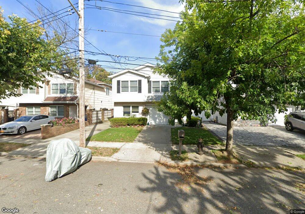 145 Charleston Ave, Staten Island, NY 10309 - photo 1