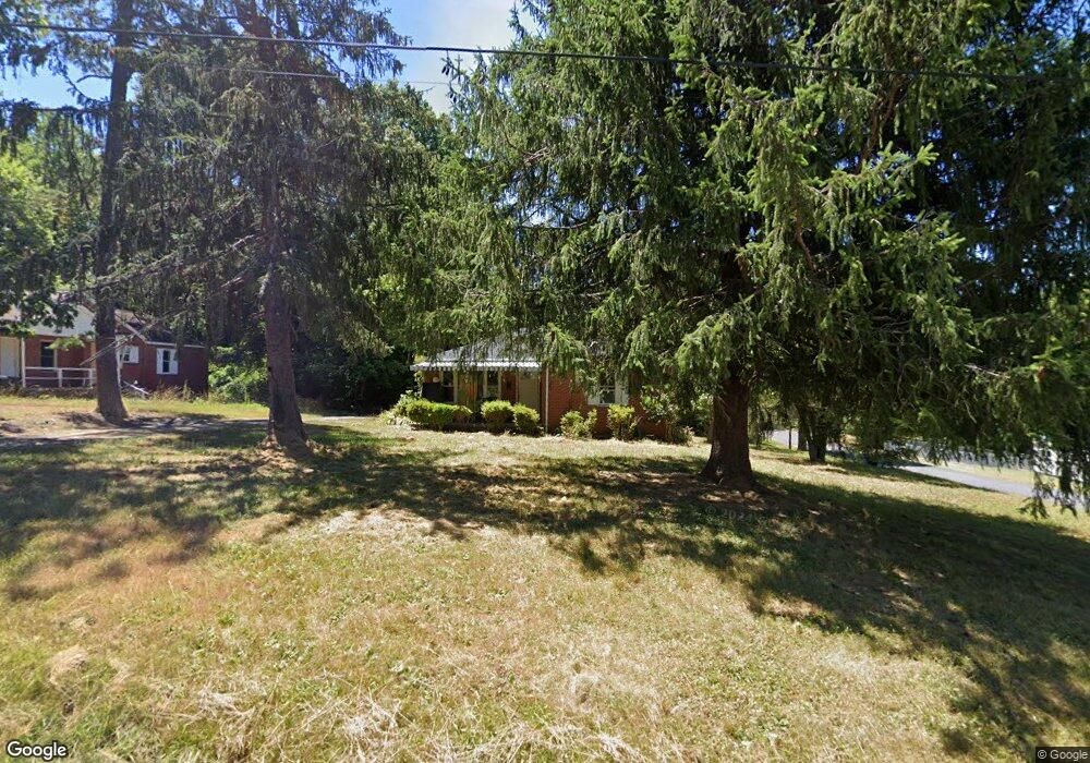 1319 Rolling Rd, Asheboro, NC 27205 - photo 1