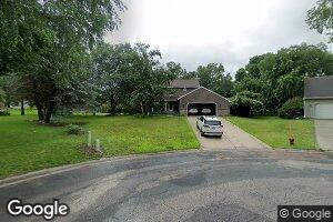 5262 W Lake Beach Ct, Saint Paul, MN 55126