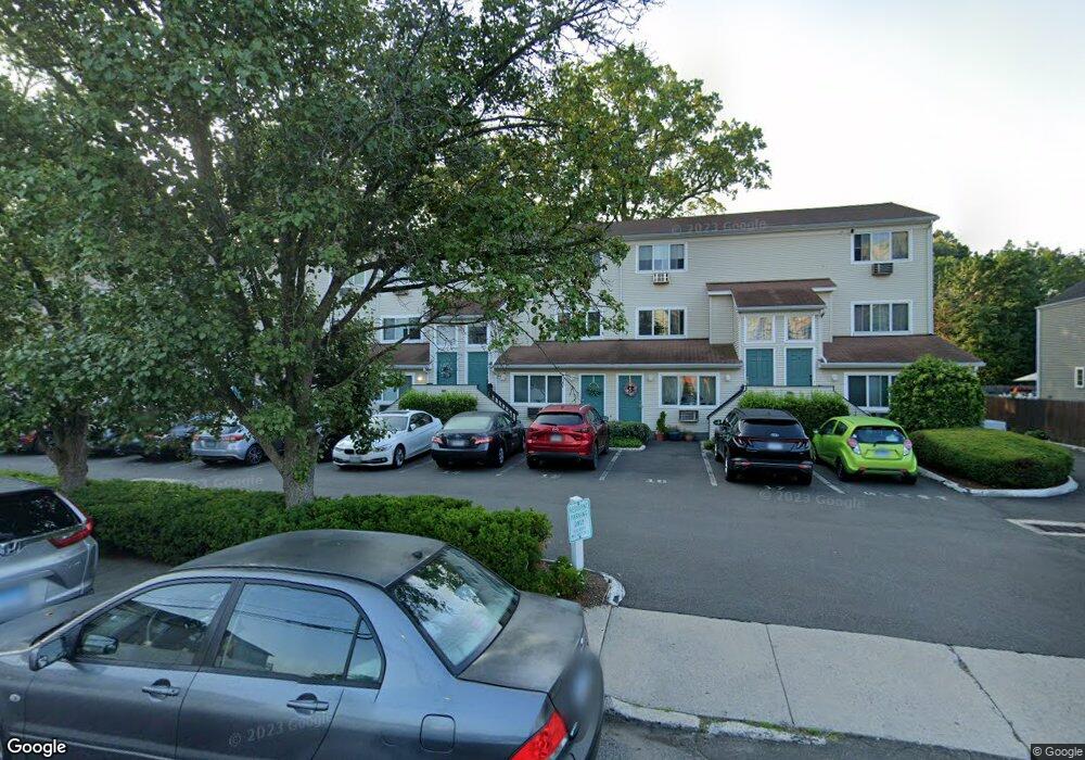 44 Elmcroft Rd, Stamford, CT 06902 - photo 1