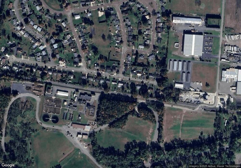 401 Maple Rd, Berwick, PA 18603 - photo 1