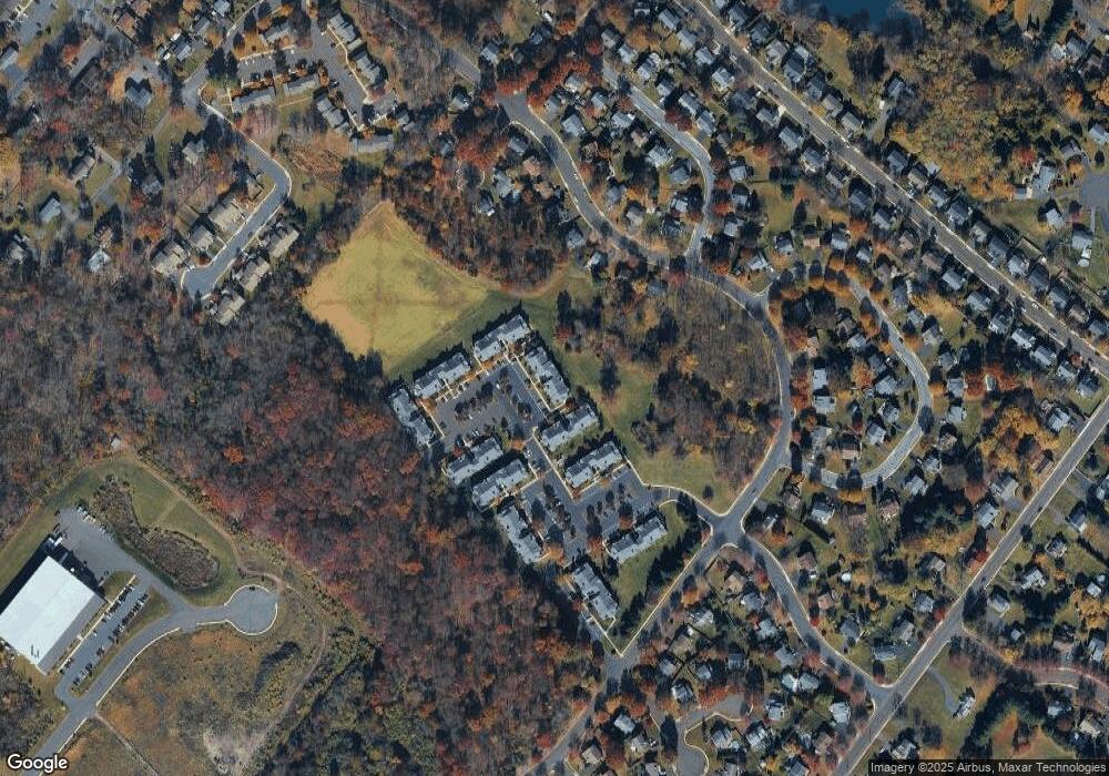 909 Mews Dr, Sellersville, PA 18960 - photo 1