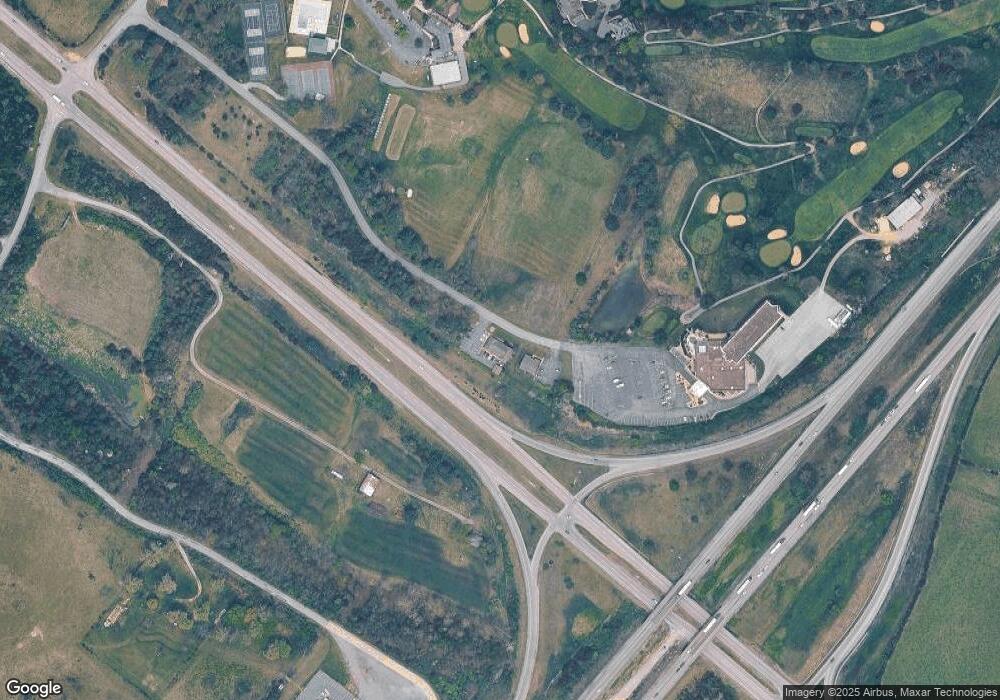 111 Fairway Ln, Staunton, VA 24401 - photo 1