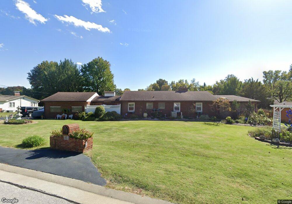 7 Lakeview Ln, Collinsville, IL 62234 - photo 1