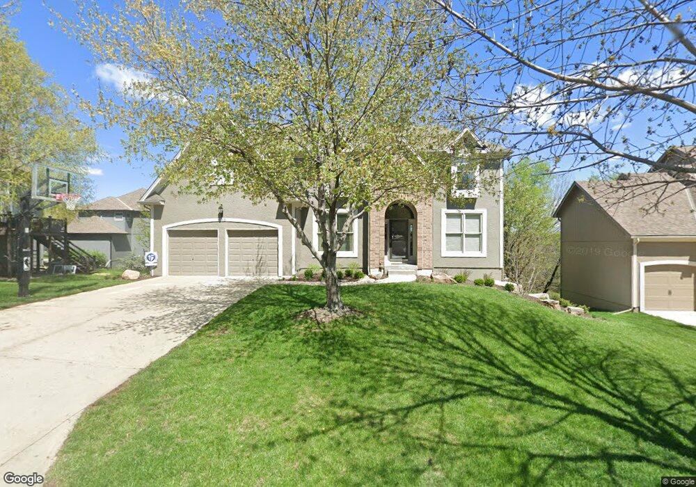 8353 Hallet St, Lenexa, KS 66215 - photo 1