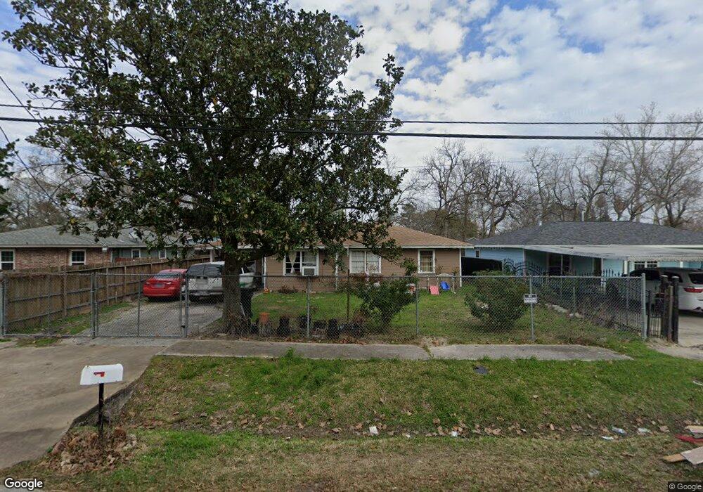 2333 Schilder Dr, Houston, TX 77093 - photo 1