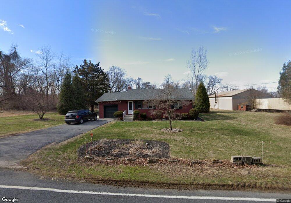 153 Mountain View Rd, Reading, PA 19607 - photo 1