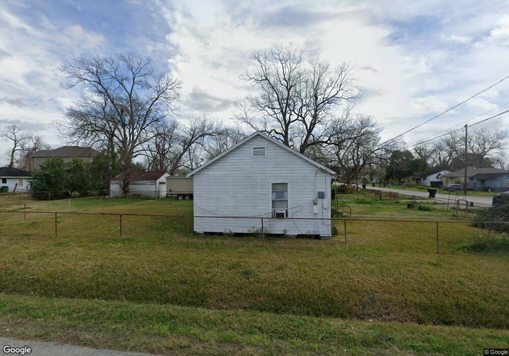 3901 Caplin St, Houston, TX 77026 - photo 1