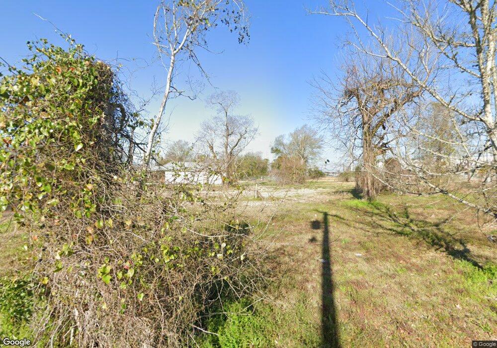 219 N Moss St, Lake Charles, LA 70601 - photo 1