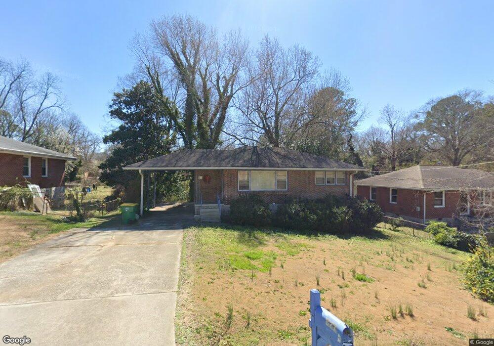 827 Pinevalley Dr, Forest Park, GA 30297 - photo 1