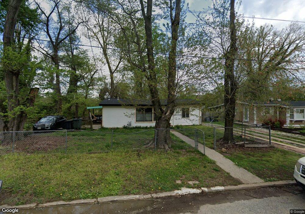 233 Seneca Dr, Oxon Hill, MD 20745 - photo 1