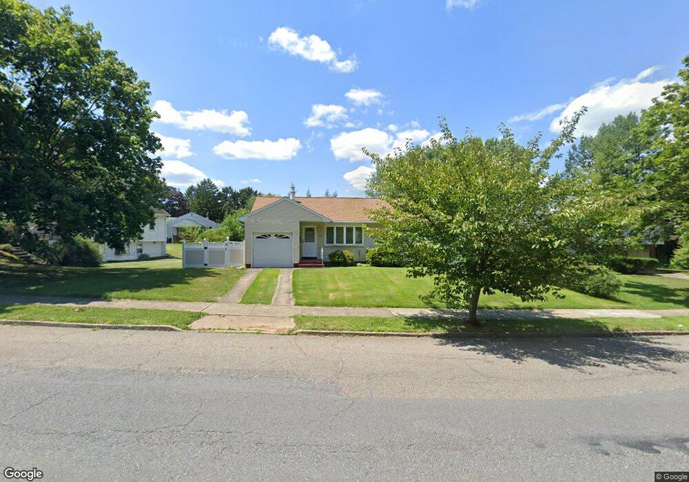 3099 Shakespeare Rd, Bethlehem, PA 18017 - photo 1