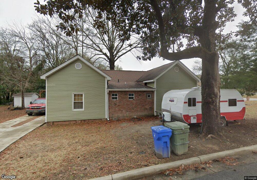 2005 Haile St, Camden, SC 29020 - photo 1